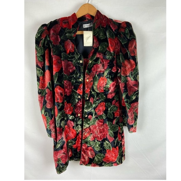 Chandra Fashion Jackets & Blazers - Beautiful Vintage Floral Long Blazer